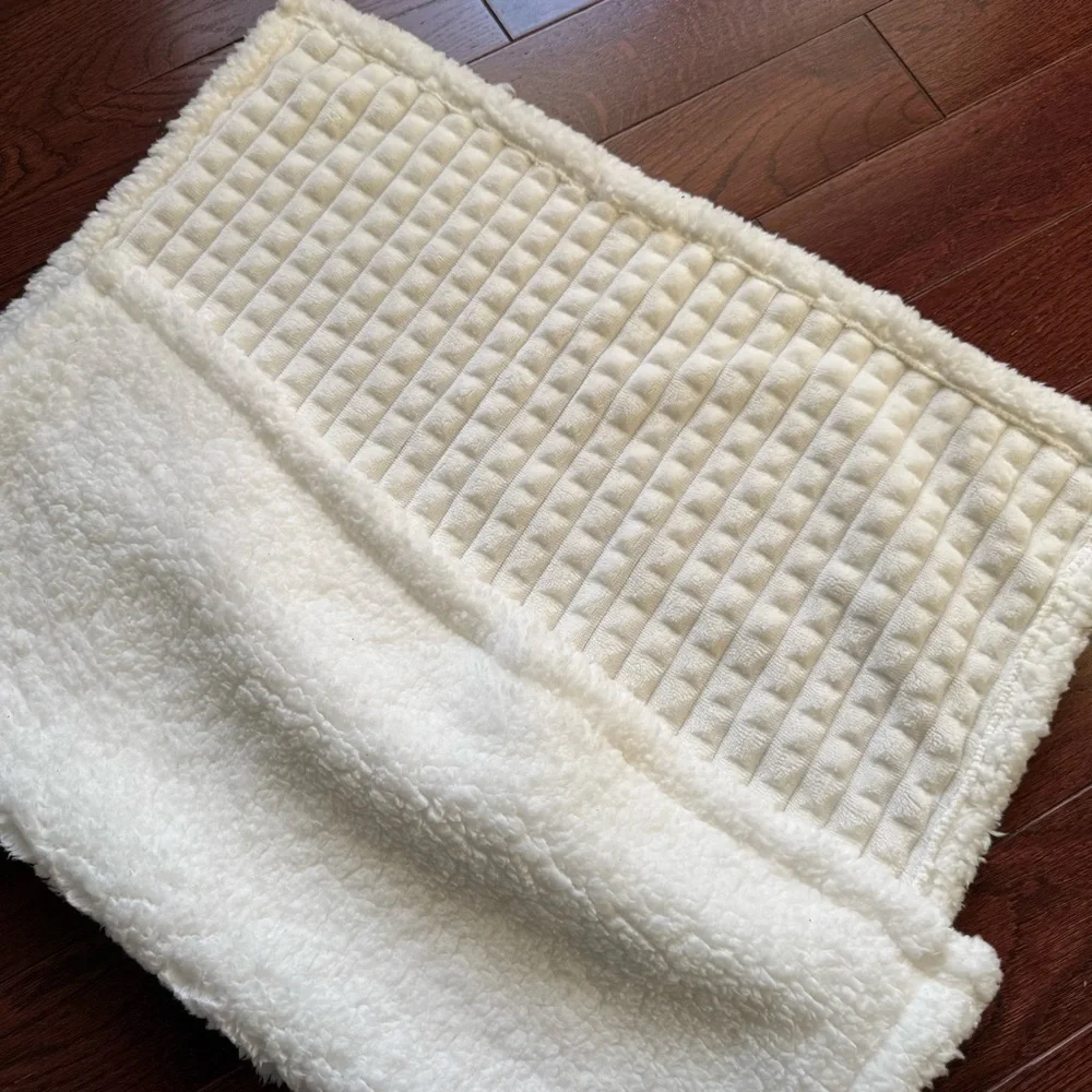 UGG White Quilted Cream Sherpa-Trim Pillow Case NWOT